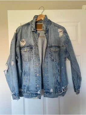 American Eagle Outfitters Light Blue Distressed Denim Jacket